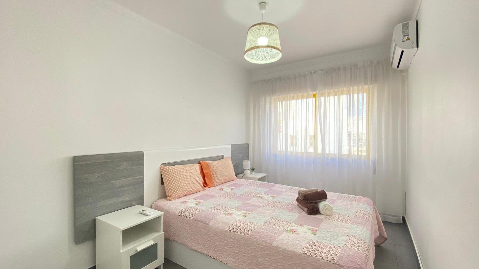 Quarteira Frente Praia II By Homeslow Rentals Exterior foto