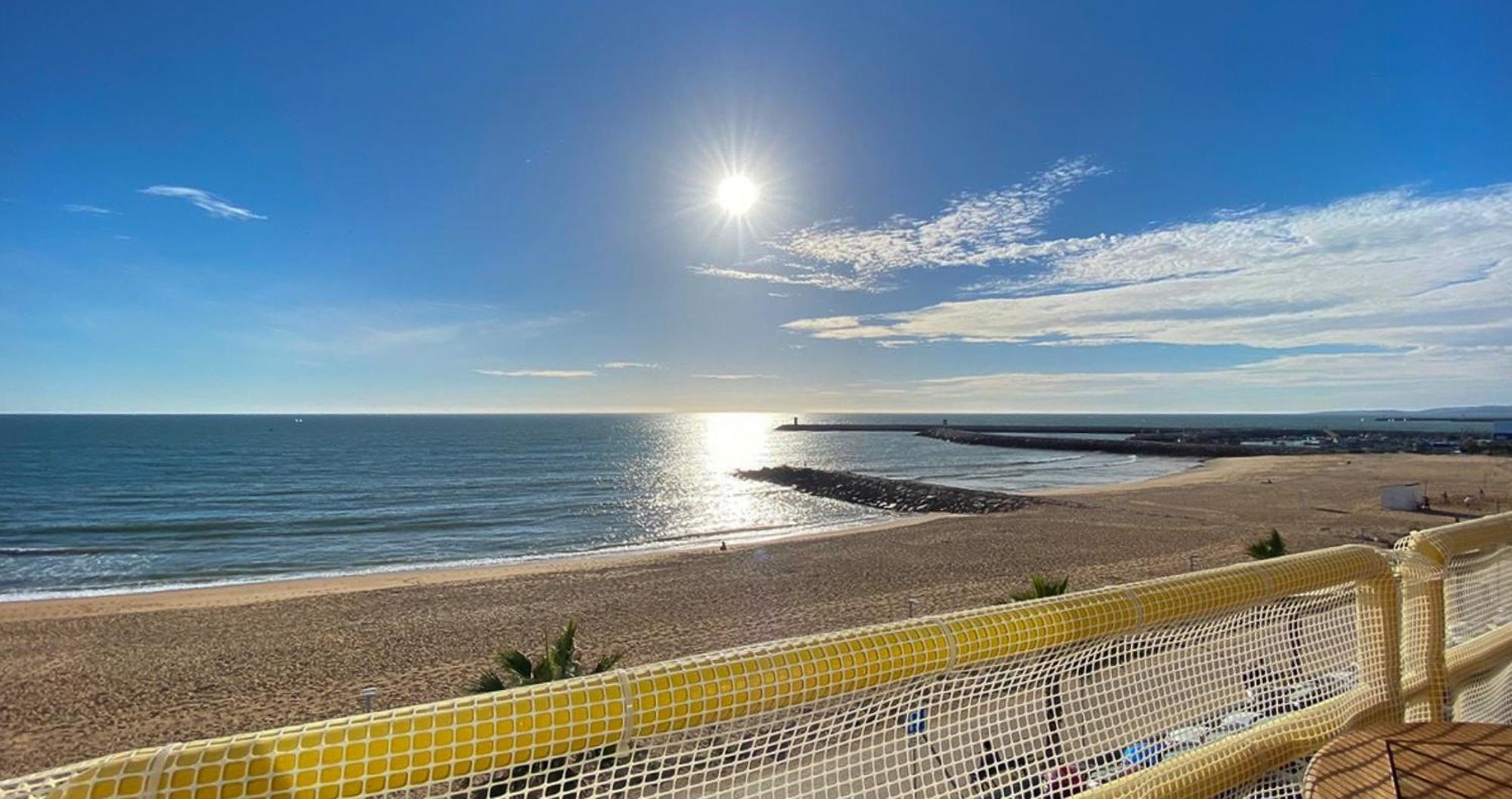 Quarteira Frente Praia II By Homeslow Rentals Exterior foto